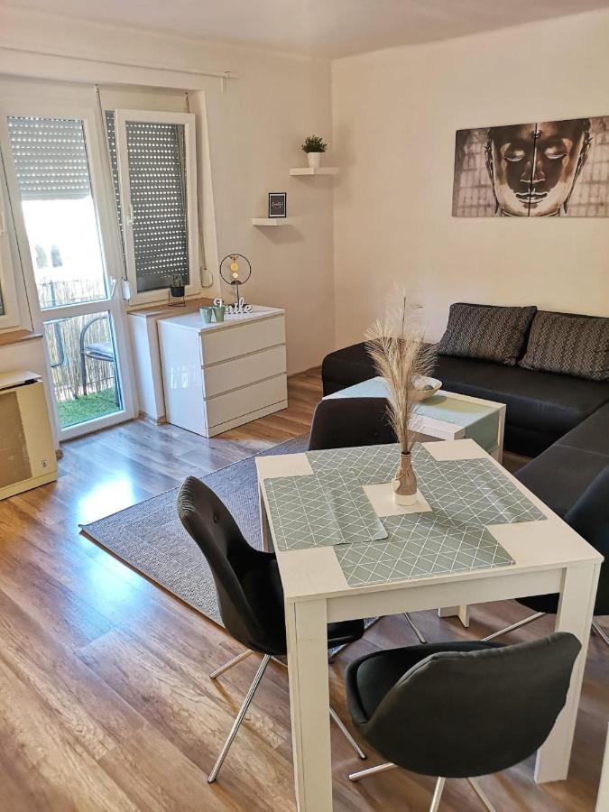 Central Home Apartment In The City Center Eger Exterior foto